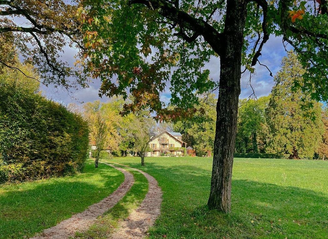 Historic Private Estate for Sale near Geneva: 27.6 Hectares on the French Side